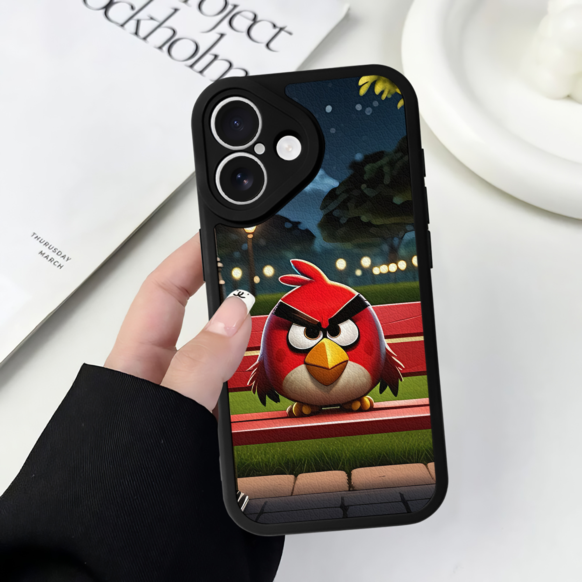 （画像用） Angry Birds アングリーバード 【iPhone 16シリーズ対応】シリコンスマホケース（レザー調） 材質：シリコン